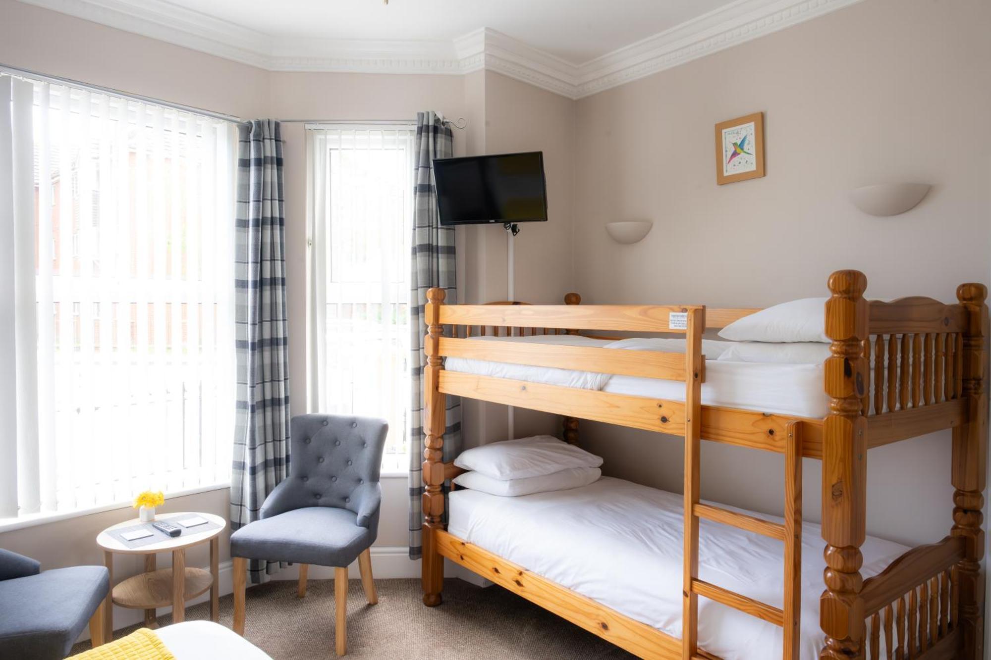 The Courtyard Guest House Great Yarmouth Exteriör bild